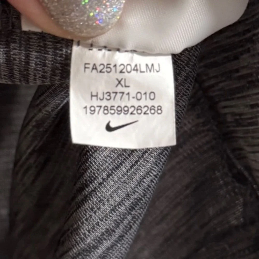 Nike‎ Dri-FIT Youth XL Space Dye Heathered Grey Training Shirt